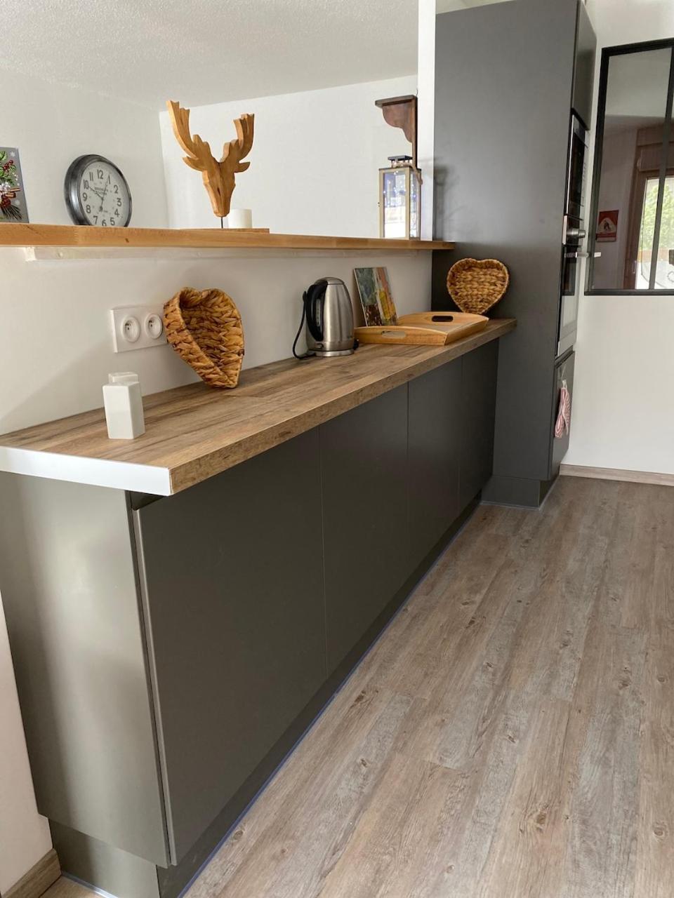 Cool Montagne Apartment Briancon  Bagian luar foto