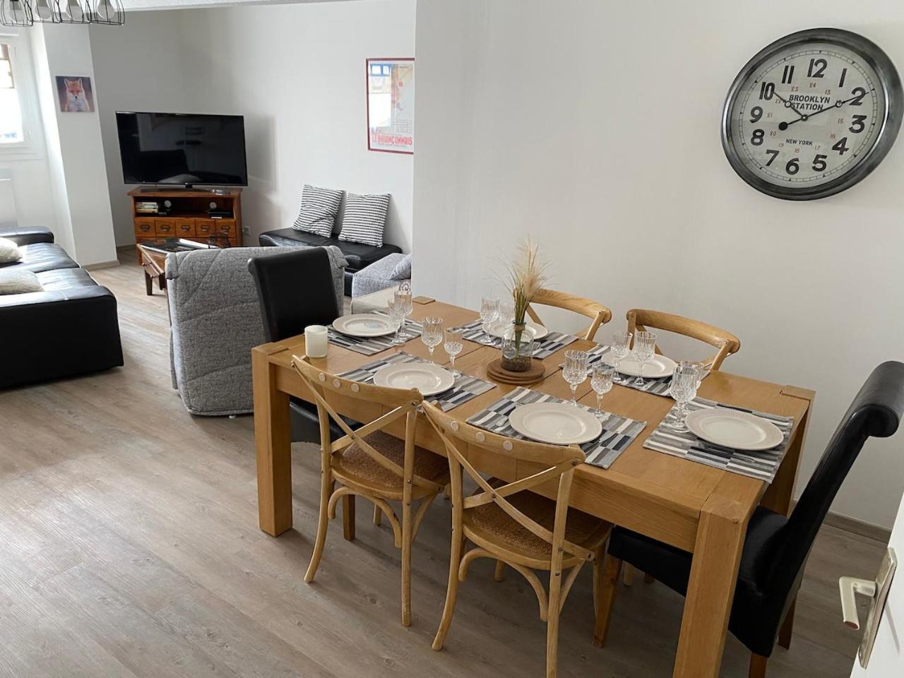 Cool Montagne Apartment Briancon  Bagian luar foto